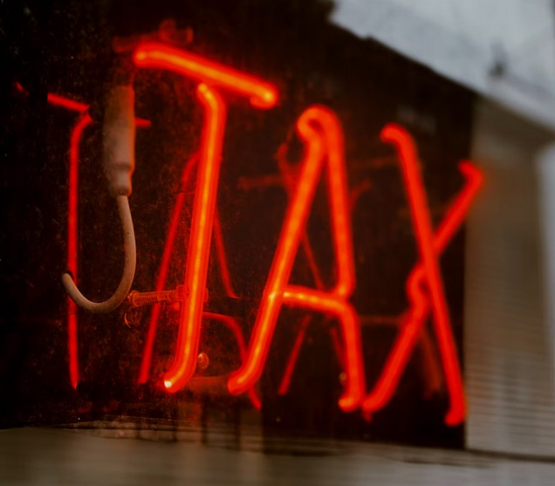 アルファードの税金(自動車税等)は2022年と2021年いくら変わる?